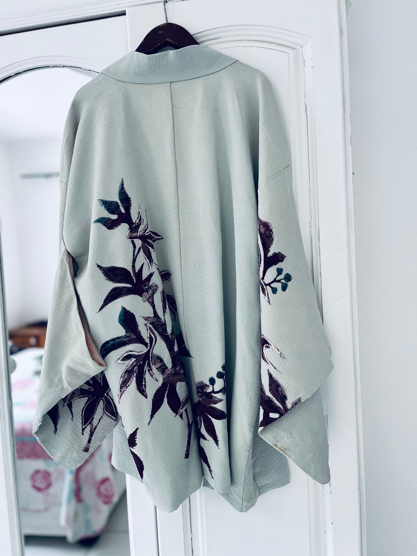 Suiren - Water Lily Whisper Haori - 100% vintage crepe silk with hand-painted botanical design