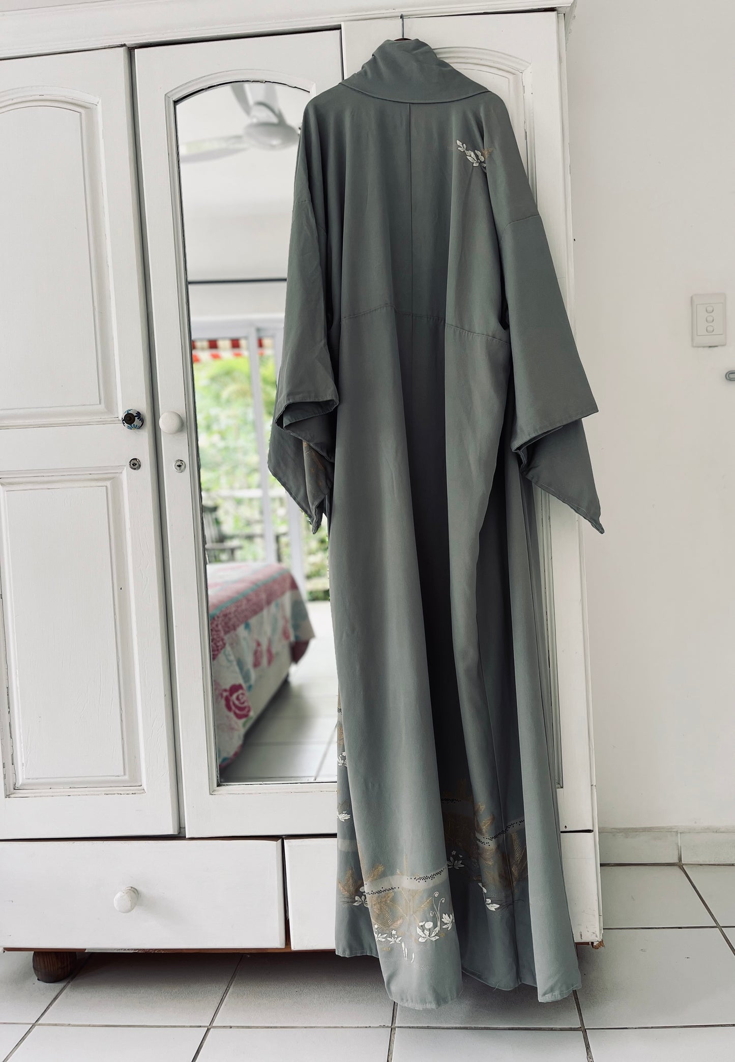 Aurelia Kimono - Soft gold silk shimmer. Rare vintage heirloom.