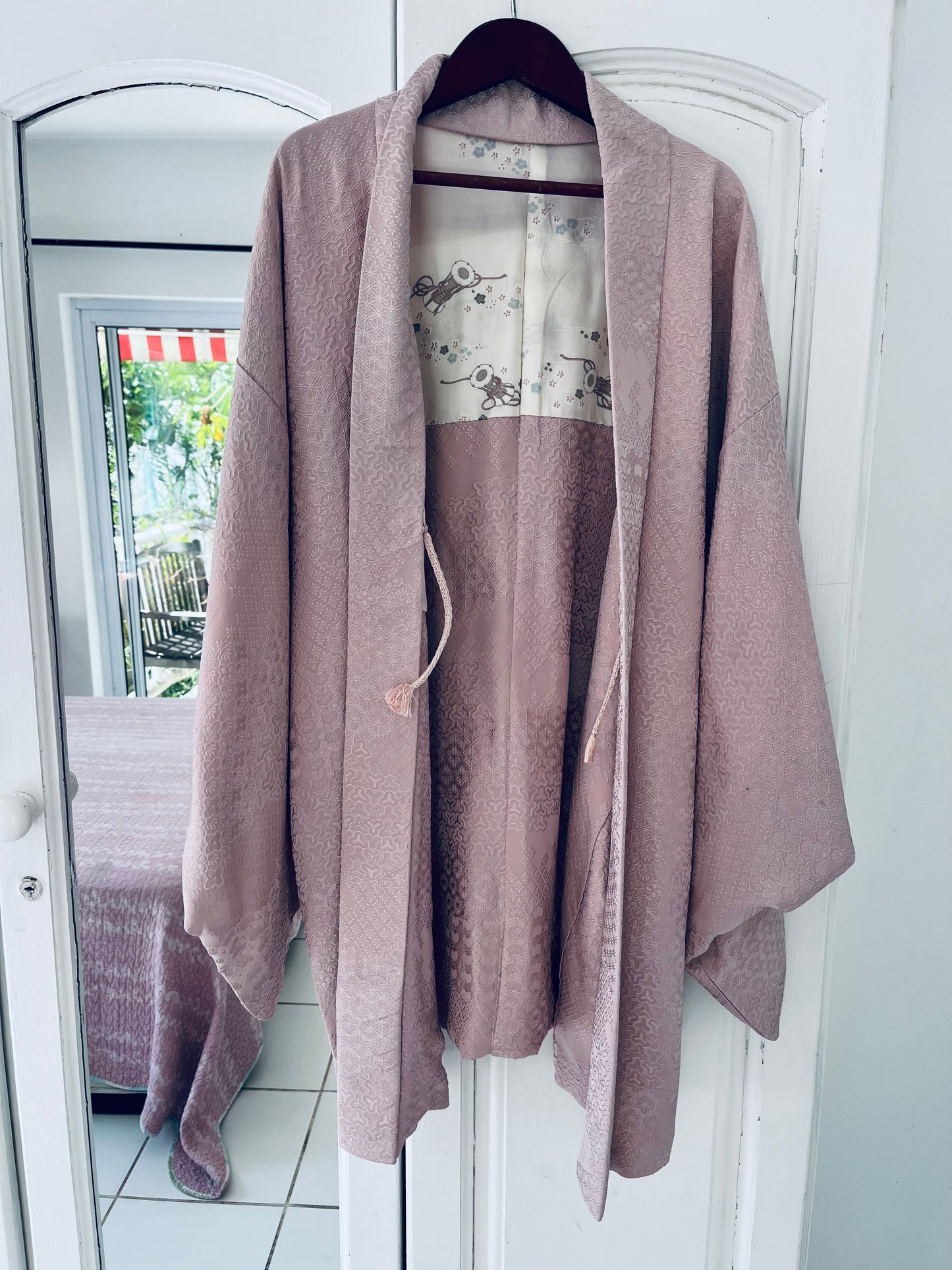 Soft Ceremony - One of one. Vintage Japanese Haori. Hand-selected in Japan. Wearable heirloom.