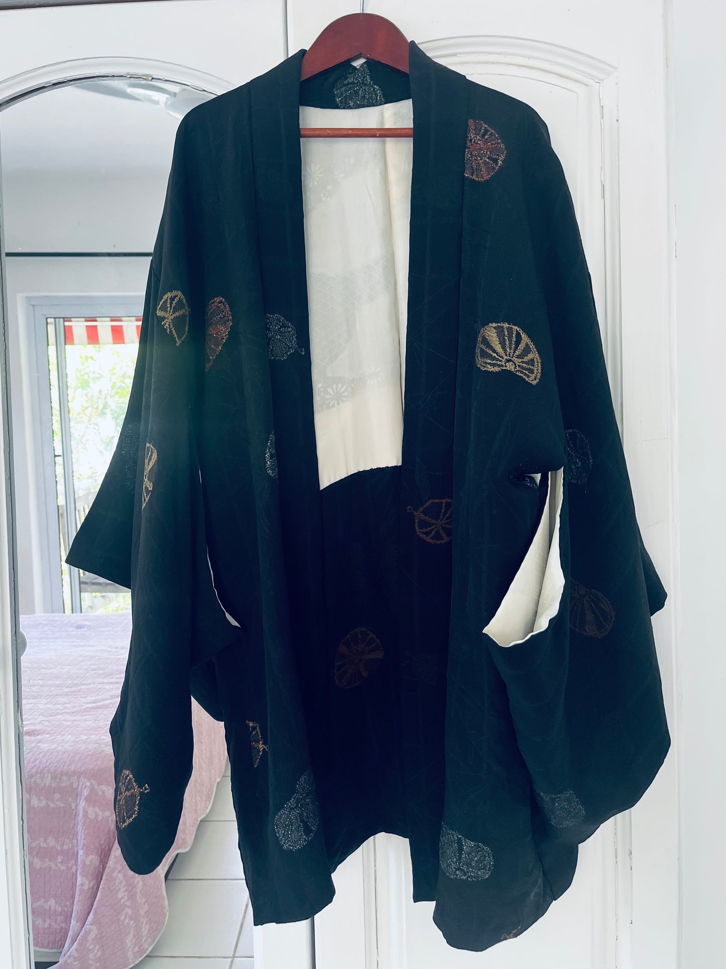 Obsidian Crest Haori - One of one. Vintage Japanese Haori. Hand-selected in Japan. Wearable heirloom.